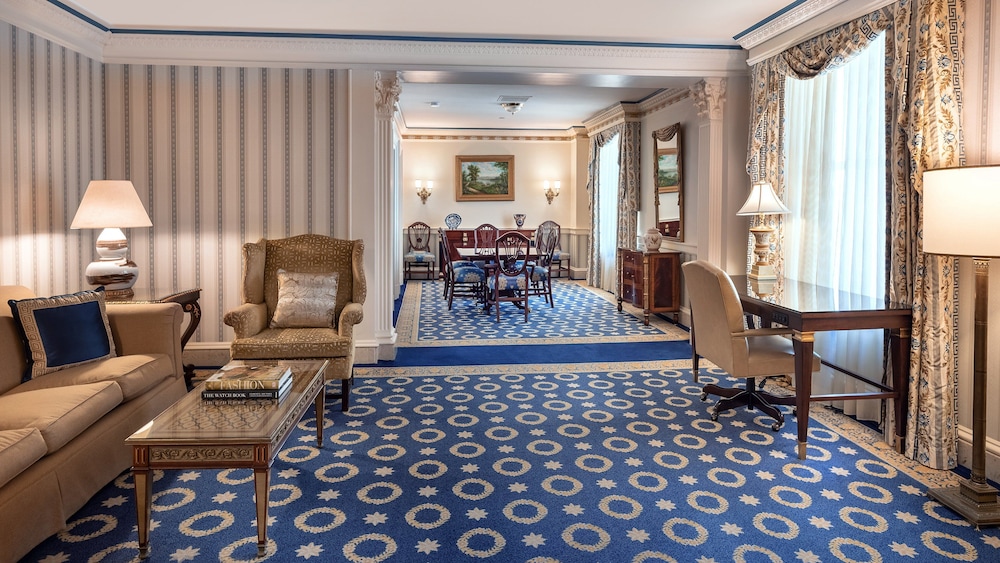 Suite, 1 King Bed (Henry Augustus Willard)