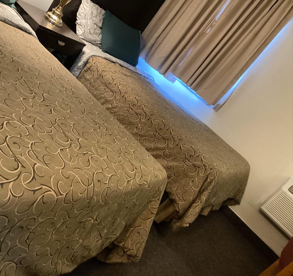 Standard Double Room, 2 Queen Beds, Non Smoking photo 1
