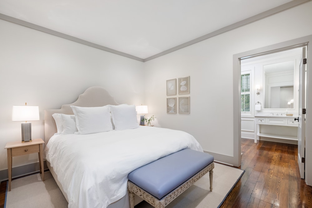 One Bedroom Residence