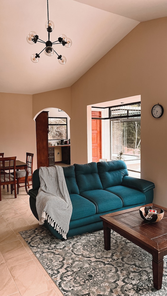 Family House photo 1