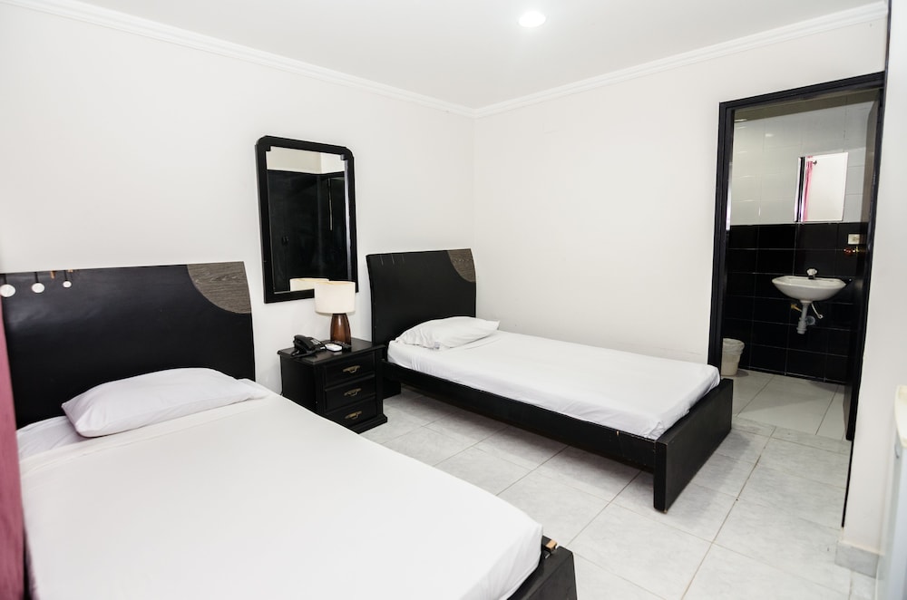 Triple Room, 3 Twin Beds, Non Smoking photo 1