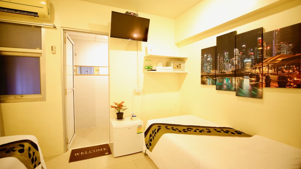 Comfort Twin Room, 2 Twin Beds photo 2