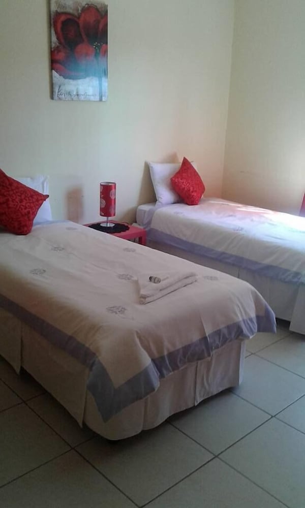 Standard Double Room photo 2