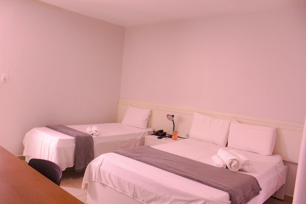 Superior Triple Room with Balcony. - Photo 4