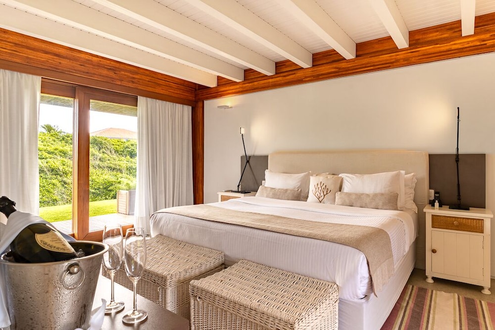 Deluxe Room, Patio, Garden View - Photo 11