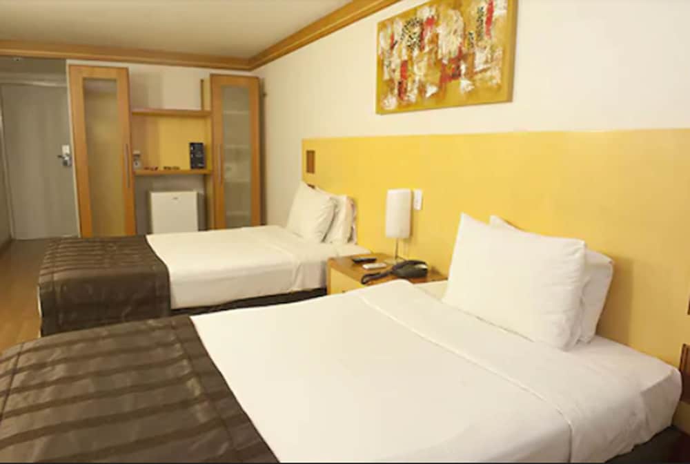 Luxury Double or Twin Room photo 2
