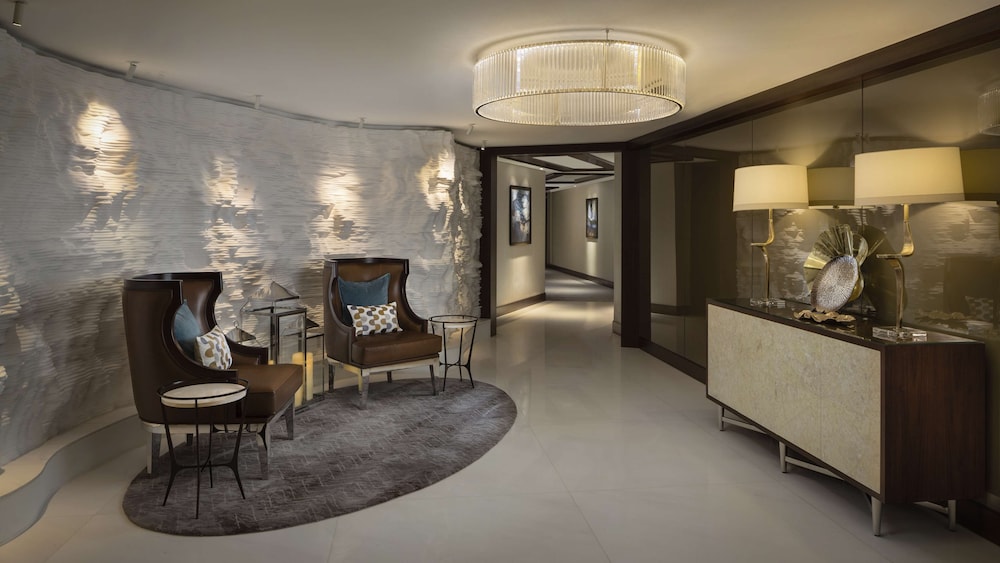 Aspen Three-Bedroom Ski Chalet-Access to Snow Park in Ski Dubai for 2 (once per stay),Private Butler