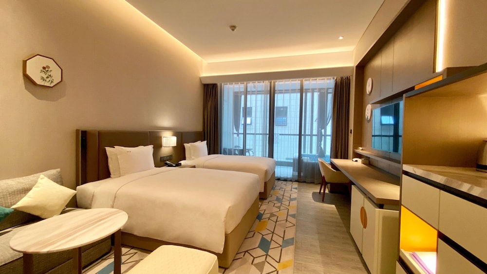 Standard Room, 2 Twin Beds - Photo 4