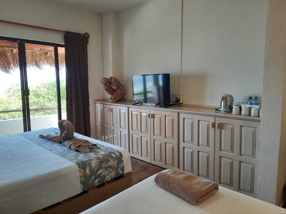 Deluxe Suite photo 2