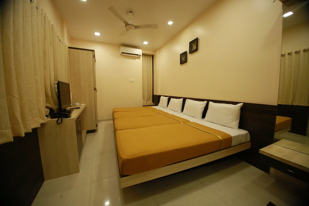 Deluxe Quadruple Room photo 2