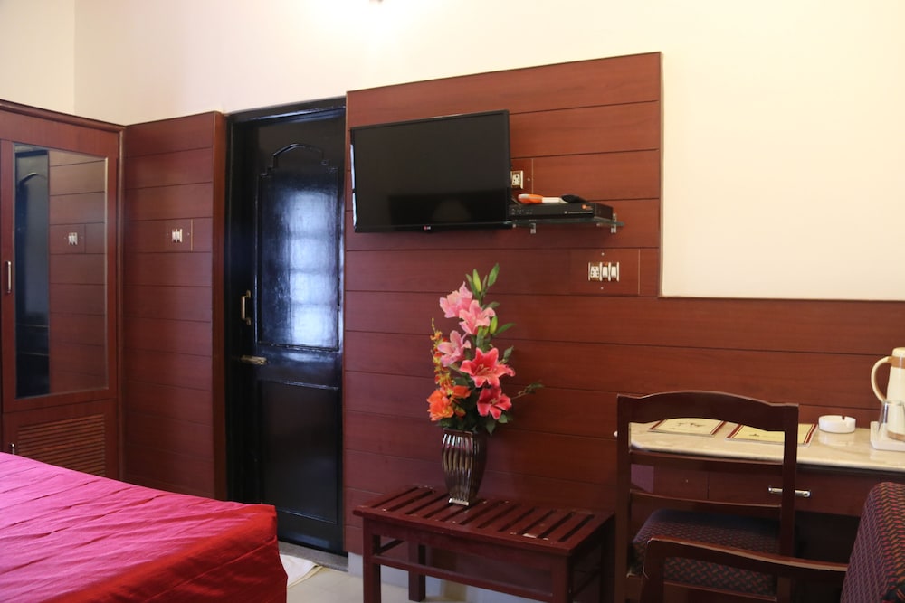 Deluxe Room - Photo 1