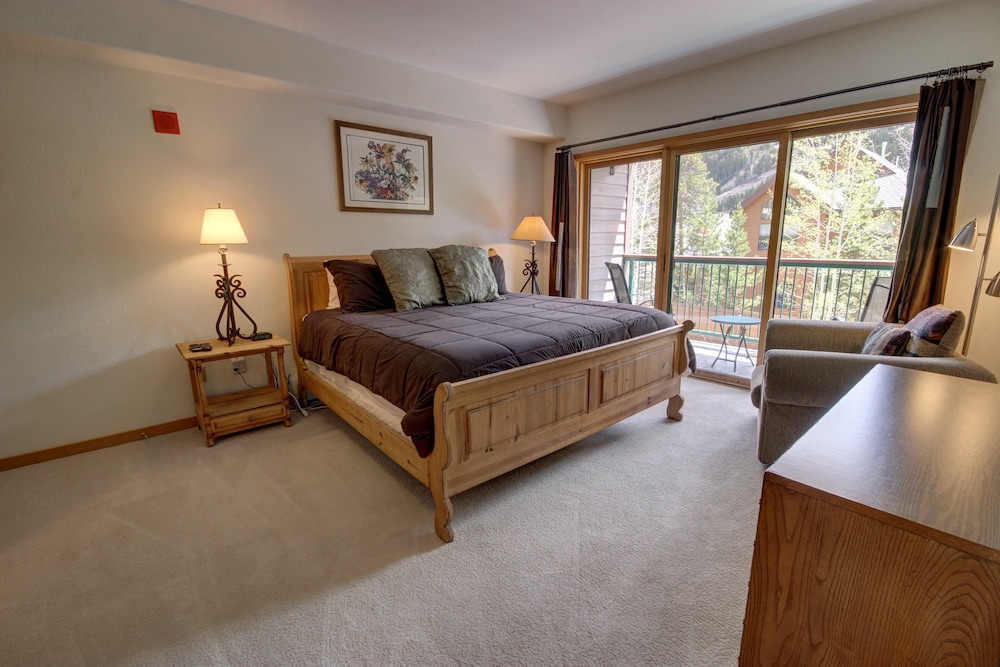 Signature Condo, Multiple Beds, Mountain View (Gateway Lodge 5030) photo 2