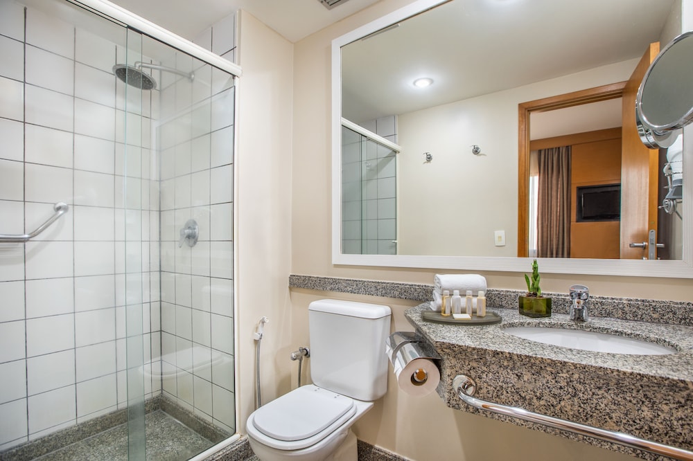 Standard Twin Room - Photo 8