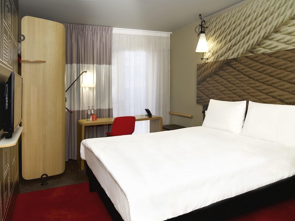 Superior Room, 1 Double Bed, Balcony - Photo 4