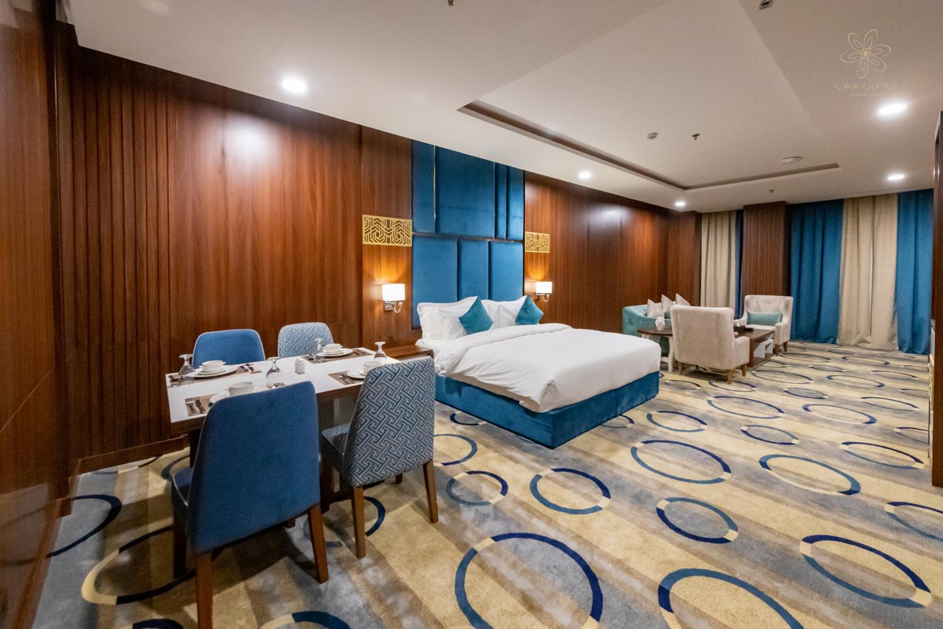 Executive Suite photo 3