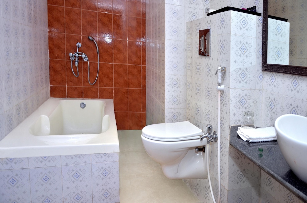Premium Suite, 1 Bedroom, Accessible, Courtyard View photo 2