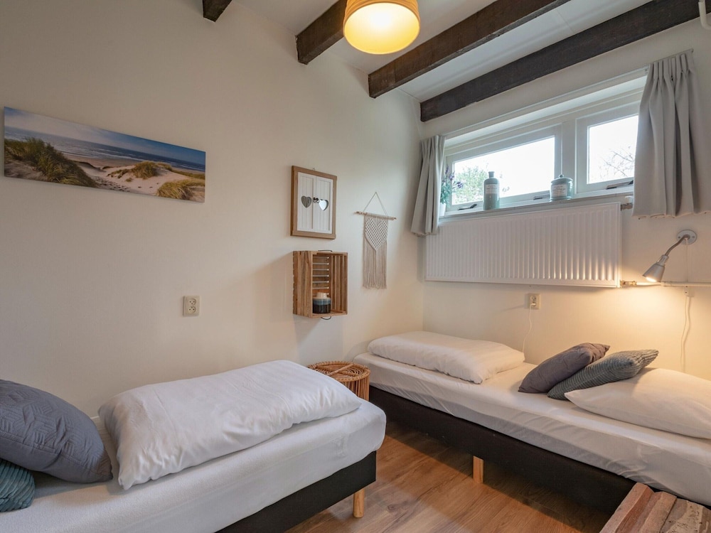 Bungalow photo 1
