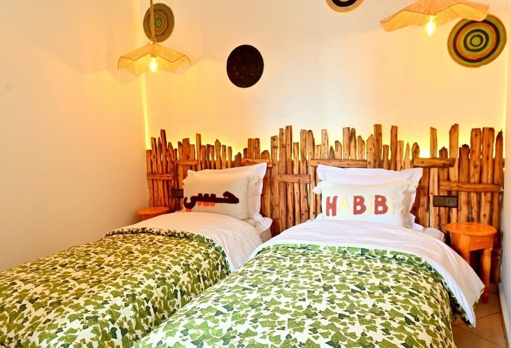 Standard Double or Twin Room, Courtyard View photo 2