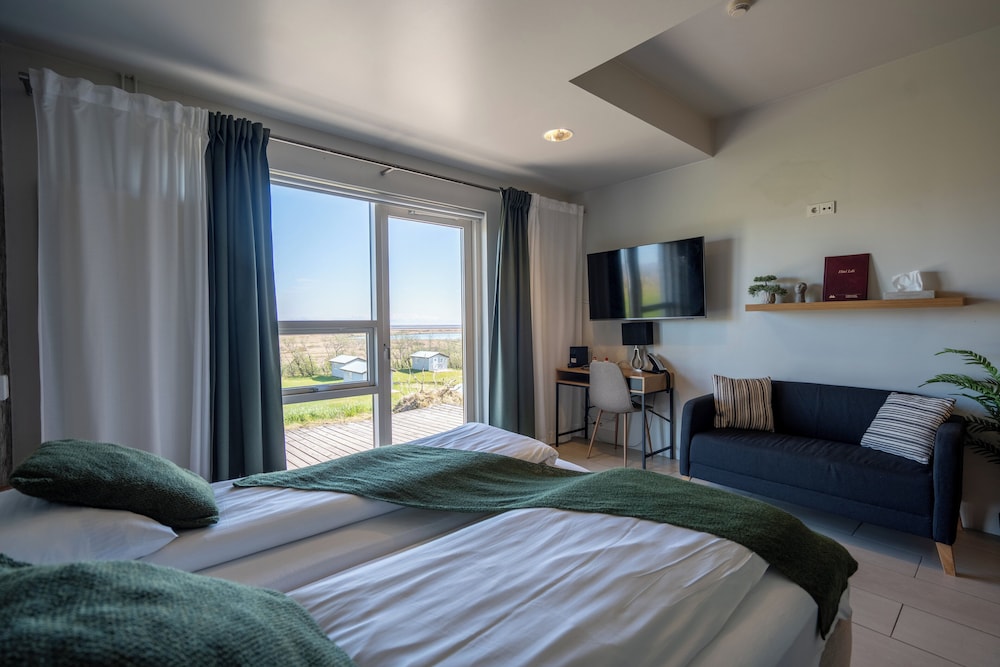 Deluxe Double or Twin Room, Mountain View photo 3