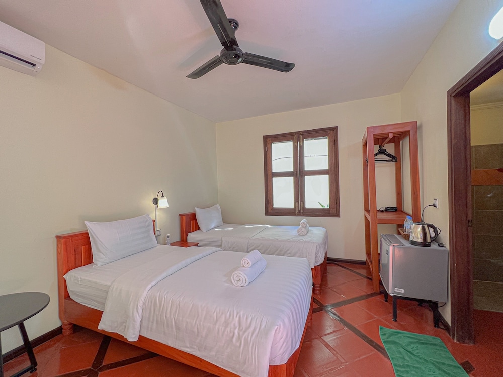 Deluxe Twin Room, Balcony, Pool View