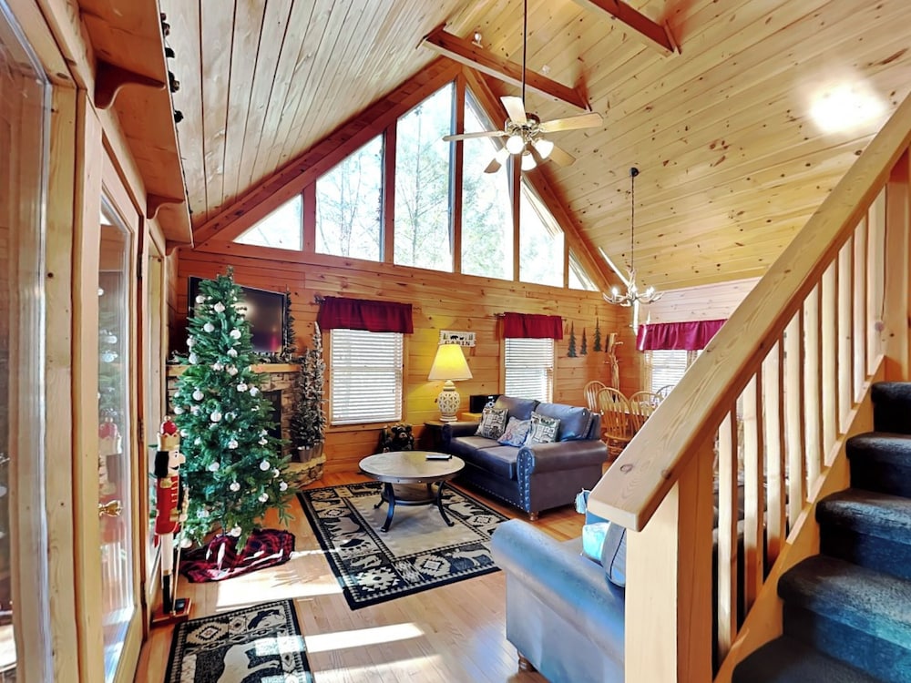 Studio (3 Bedrooms)