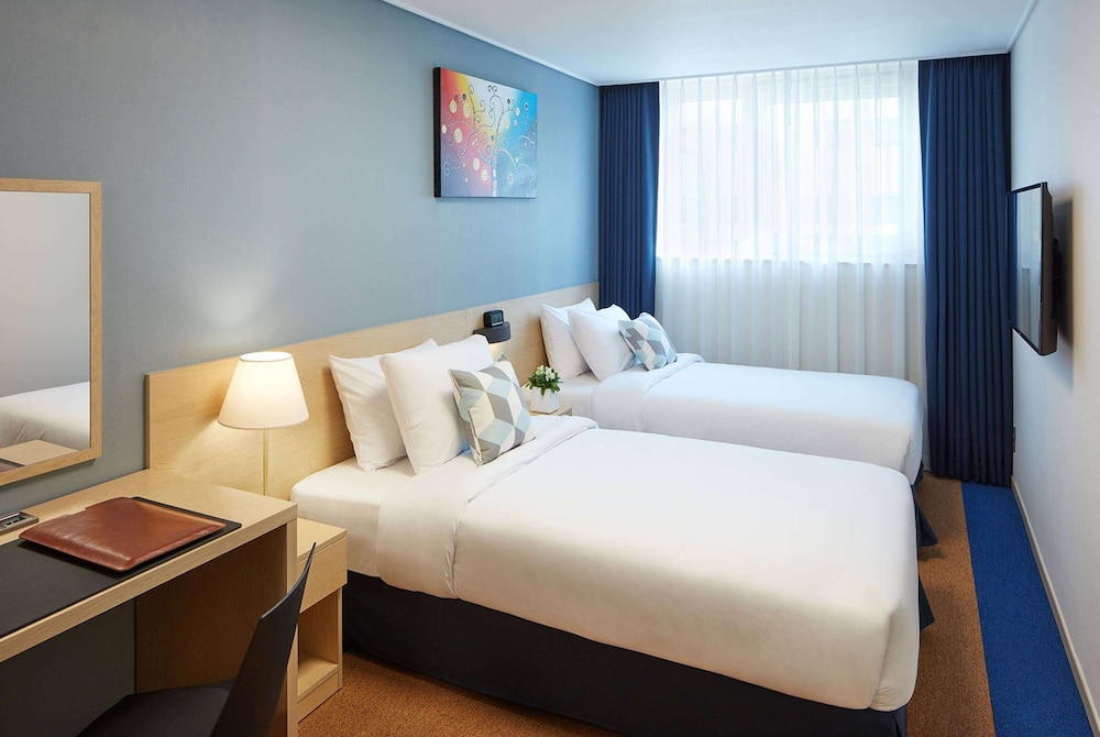 Deluxe Room, 2 Twin Beds, Non Smoking photo 1