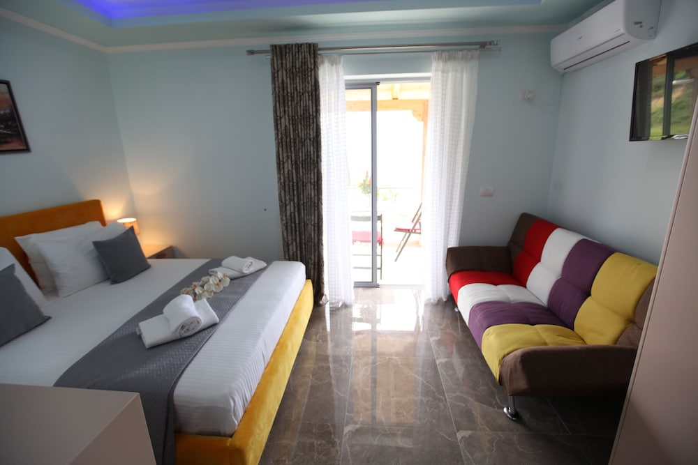 Deluxe Twin Room, Sea View photo 2