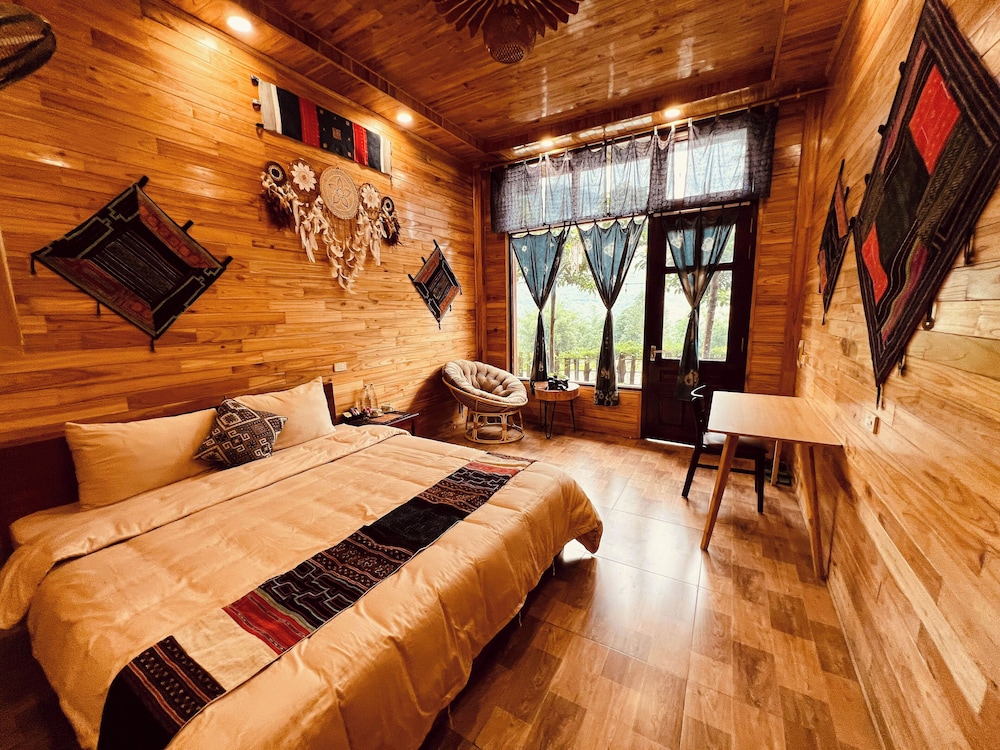 Panoramic Double Room, Private Bathroom, Mountain View photo 1