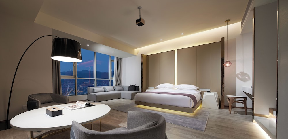 Superior Double Room, City View photo 1