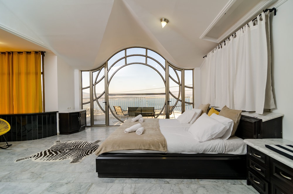 Deluxe Villa photo 1