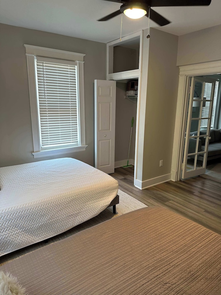 House, Multiple Beds, Kitchen