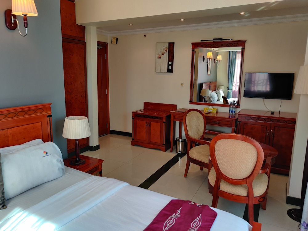 Executive Room