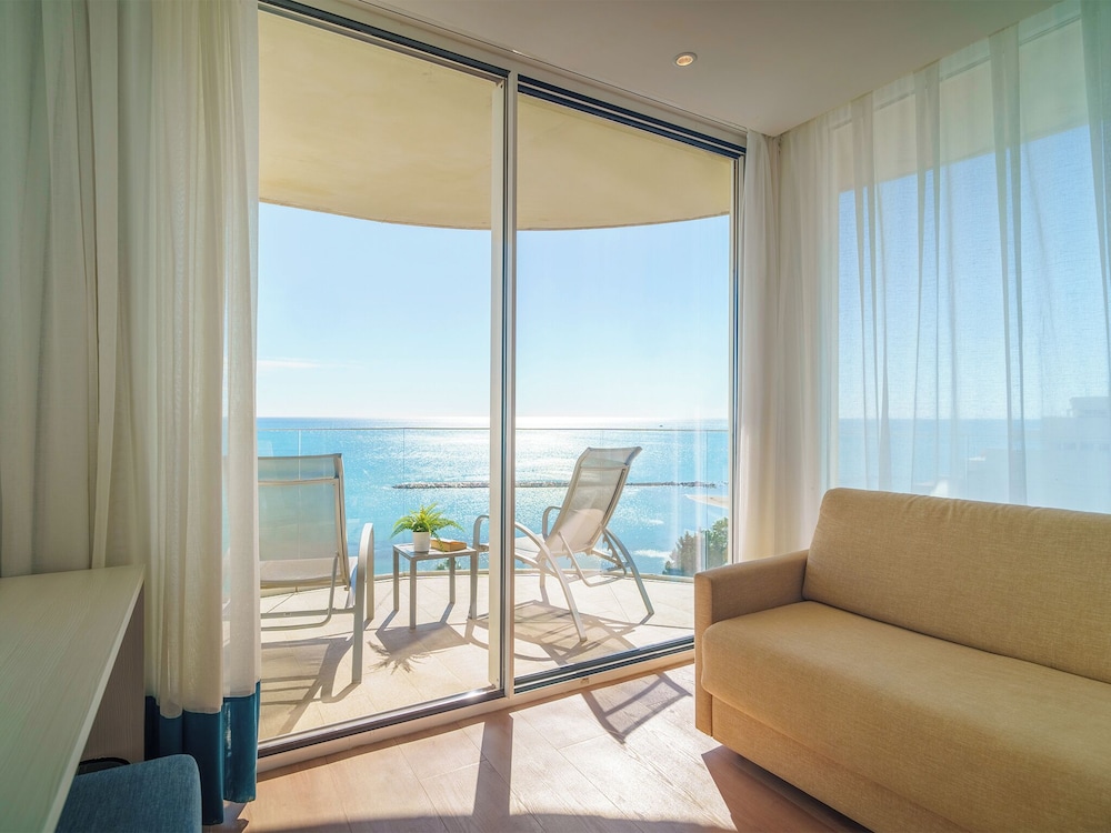 Sea View Double Room Grand Corner Terrace (2 Adults)