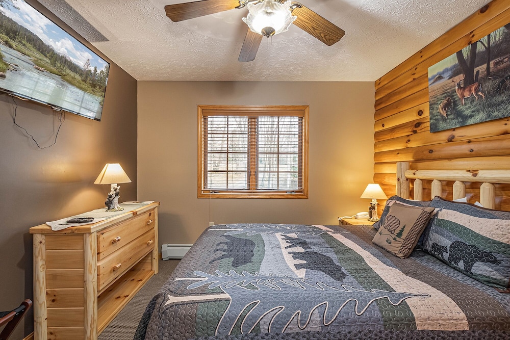House, Multiple Beds, Fireplace
