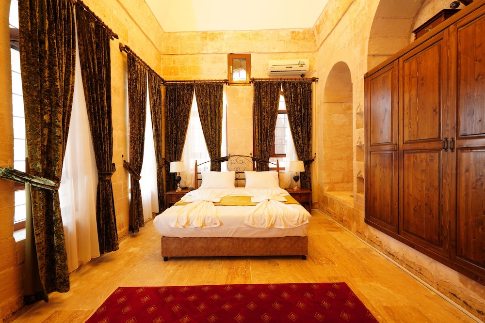 Deluxe Double or Twin Room - Photo 21