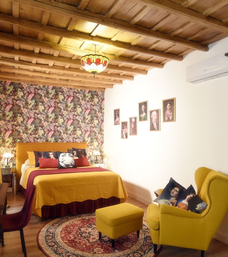 Luxury Room photo 2