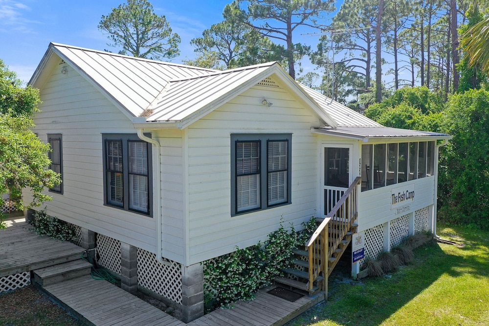 House, Multiple Beds (The Fish Camp) photo 2
