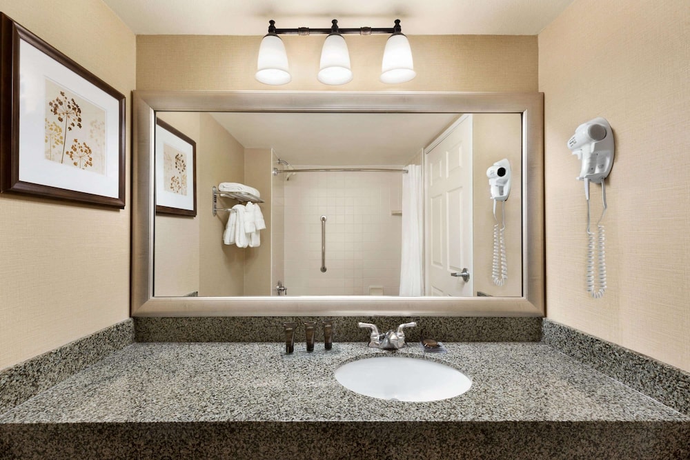 Deluxe Suite, 1 Bedroom, Non Smoking - Photo 3