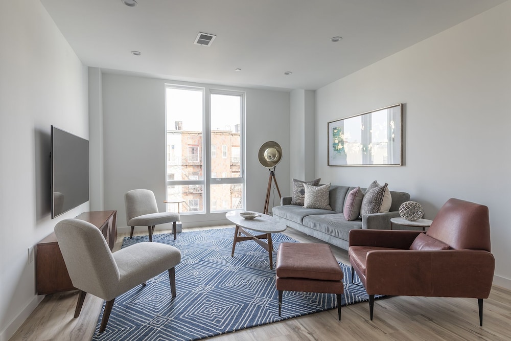 Apartment photo 1