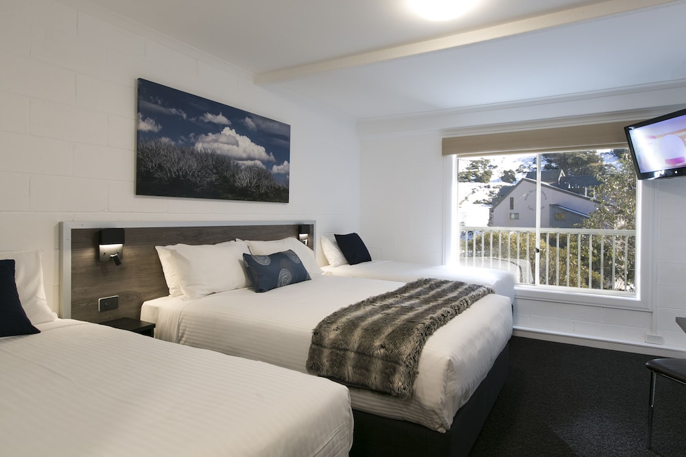 Family Room, Mountain View (Bed & Breakfast)