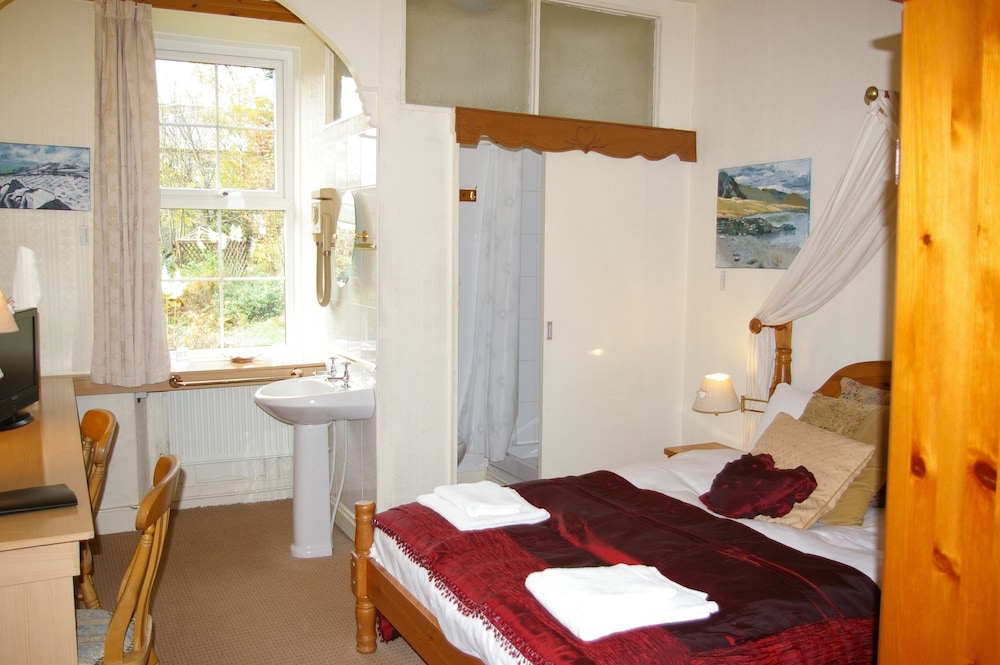 Double Room, 1 Double Bed, Garden View ( with Shower Room 6) photo 2