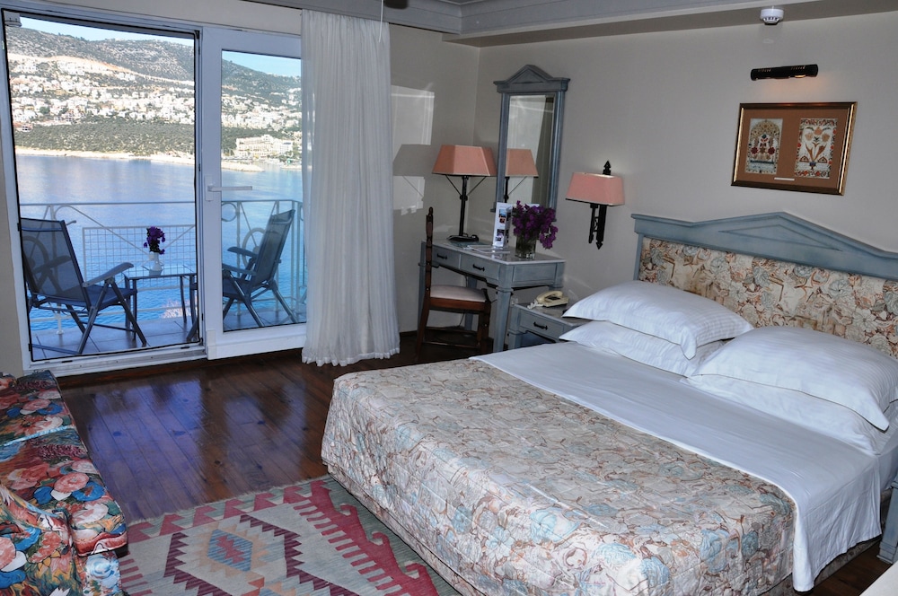 Superior Room, Sea View - Photo 2