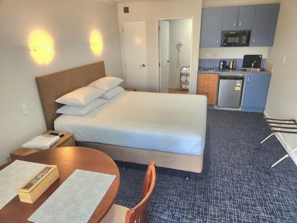 Deluxe Studio Suite - Photo 4