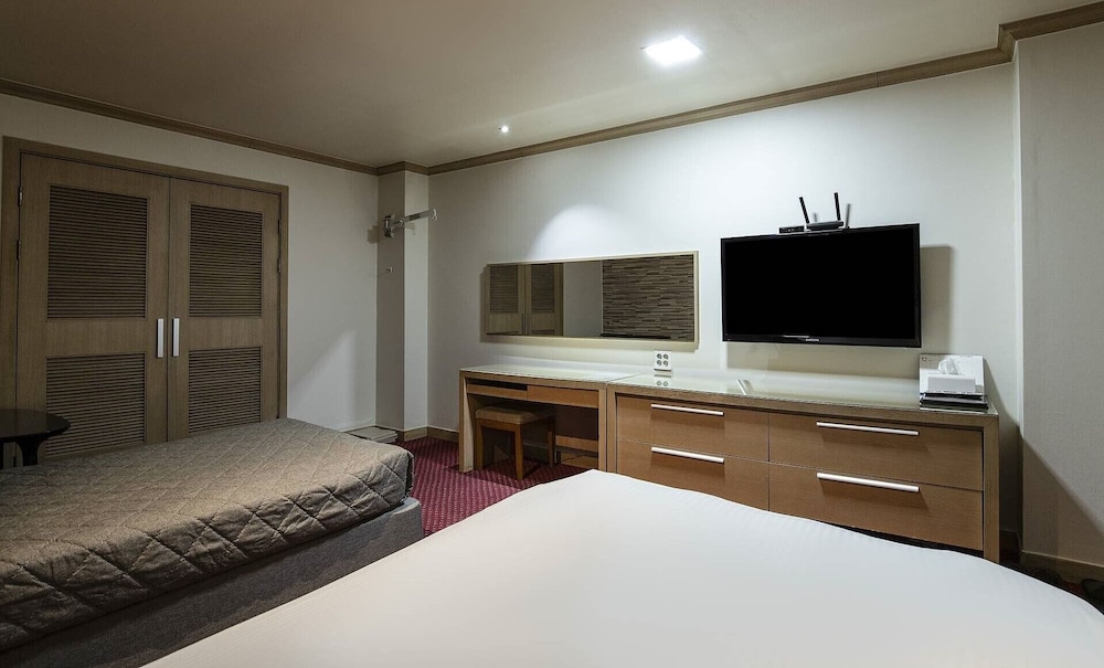 City Twin Room photo 2