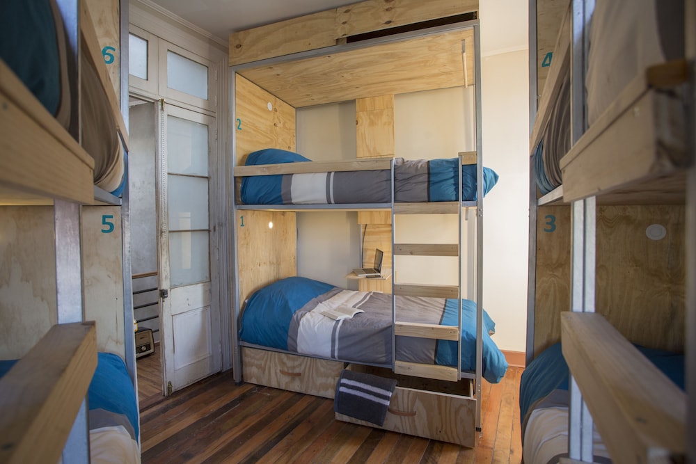 Shared Dormitory, Mixed Dorm, Shared Bathroom photo 2