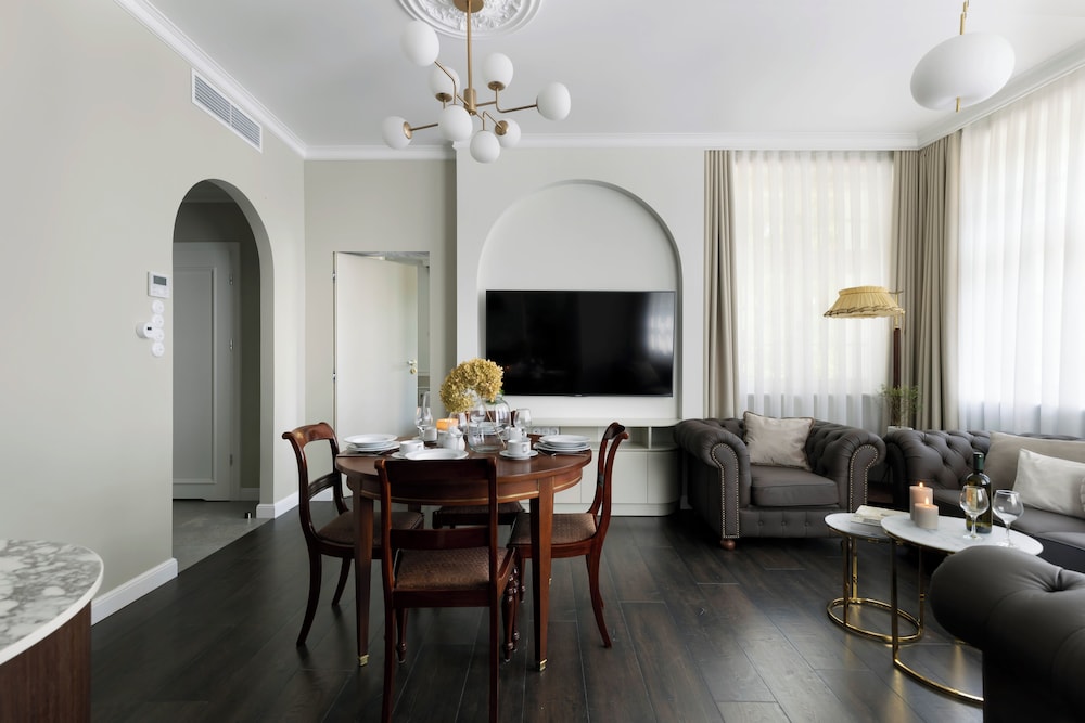 Exclusive Apartment