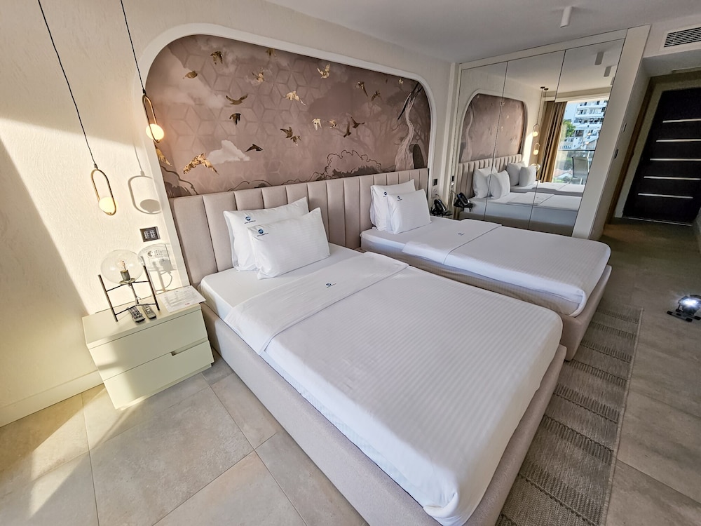 Premium Twin Room, Non Smoking, Sea View