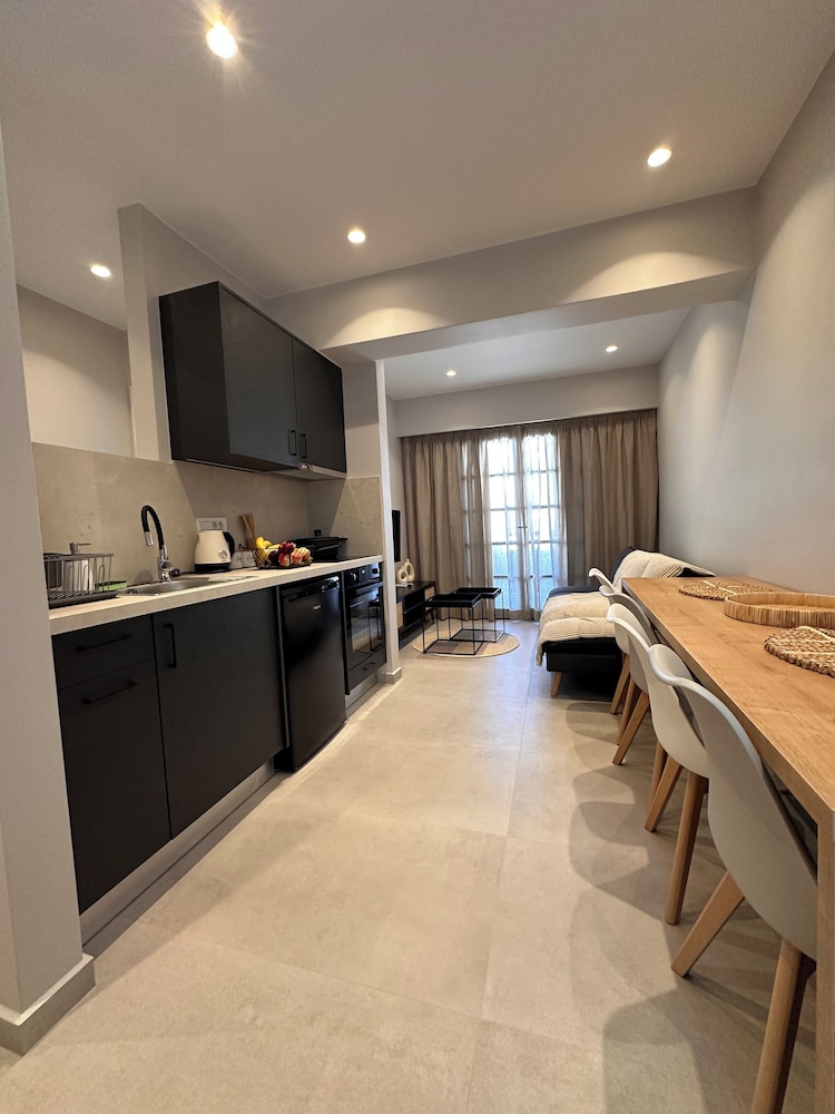 Family Apartment, 1 Bedroom, Sea View thumbnail 5