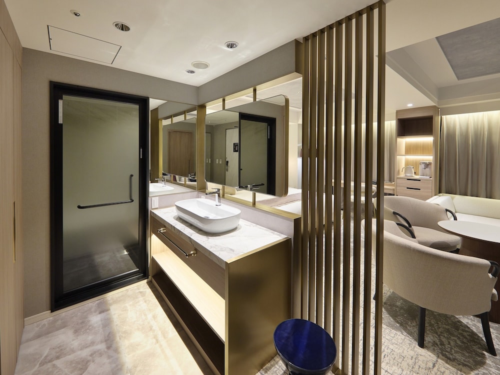 Deluxe King Room (40sqm) ,Non-smoking - Photo 2