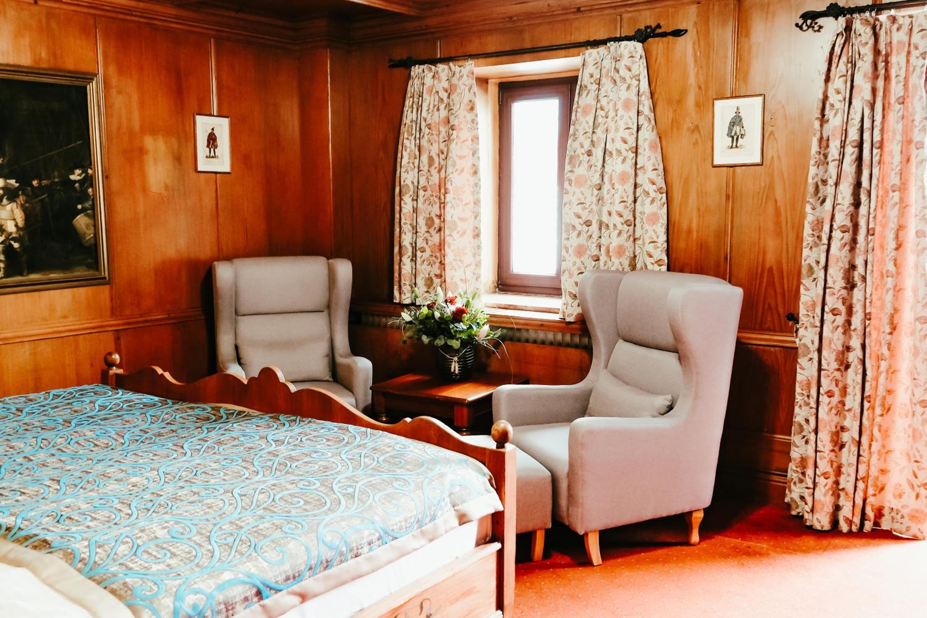 Deluxe Double Room with Balcony - Photo 2